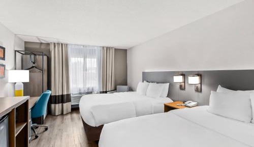 Standard Queen Room with Two Queen Beds - Non-Smoking