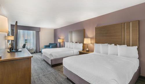 Queen Room with Two Queen Beds - Non-Smoking