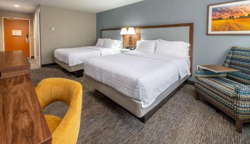 Queen Room with Two Queen Beds - Non-Smoking