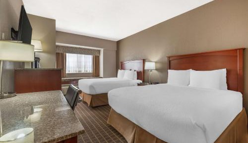 Queen Room with Two Queen Beds - Non-Smoking