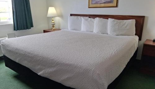 Queen Room - Disability Access