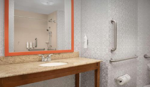 Queen Room with Two Queen Beds - Mobility and Hearing Access/Non-Smoking