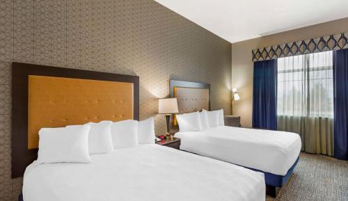 Queen Room with Two Queen Beds - Non-Smoking