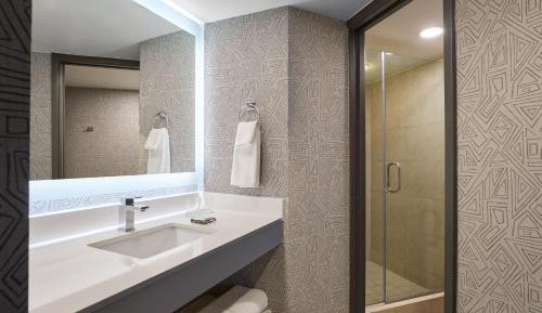 Superior King Corner Room with Sofa-Bed
