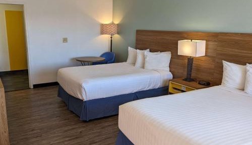 Double Room with Two Double Beds - Non-Smoking