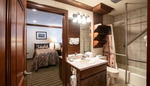Two-Bedroom Apartment (6 Adults)