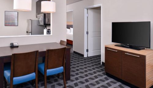 Two-Bedroom Suite