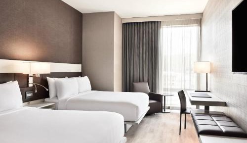 Double Queen Room