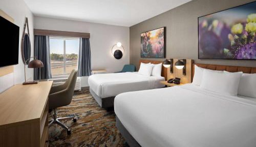 Queen Room with Two Queen Beds - Hearing Impaired Access