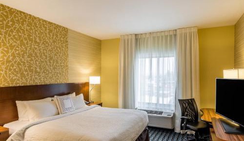 King Room - Hearing Accessible