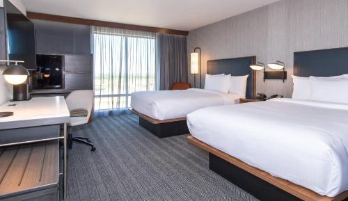 Queen Room with Two Queen Beds and Bathtub - Mobility Access/Hearing Accessible