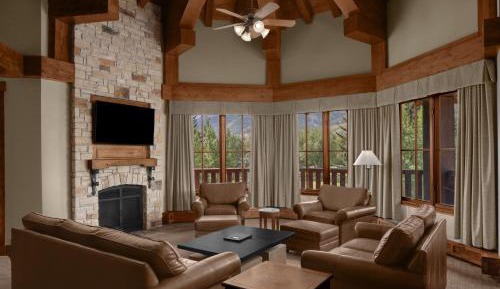 Grand Luxury, 1 Bedroom Suite, 1 King, Sofa bed, Fireplace