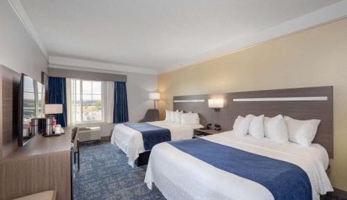 Queen Room with Two Queen Beds - Non-Smoking