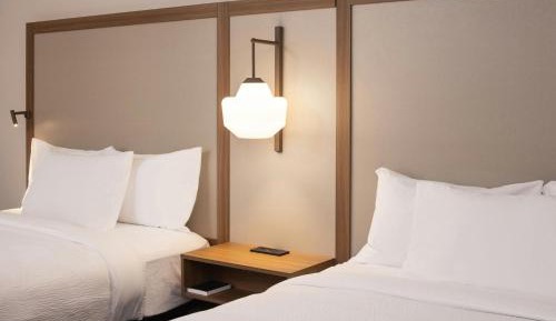 Queen Room with Two Queen Beds and Bathtub - Mobility Access/Hearing Accessible