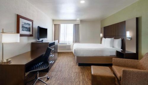 King Room - Non-Smoking