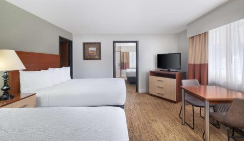 Family Suite - Non-Smoking