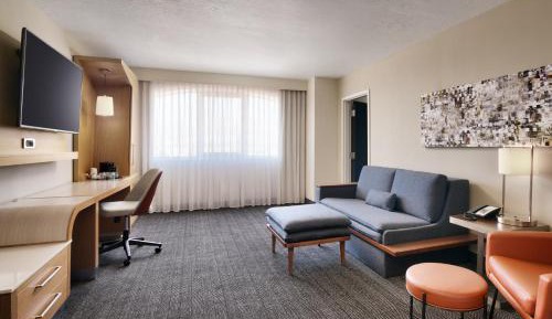 One-Bedroom Suite