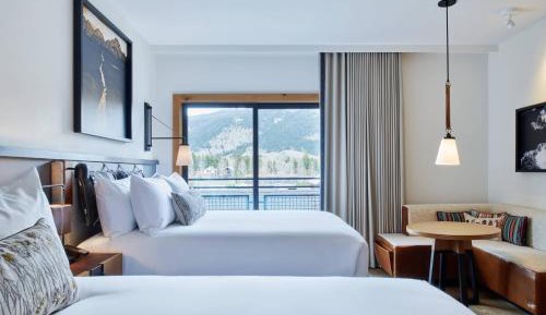 Guest room with 2 Queen