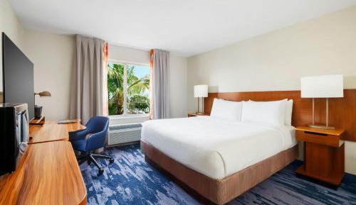 King Room - Hearing Accessible