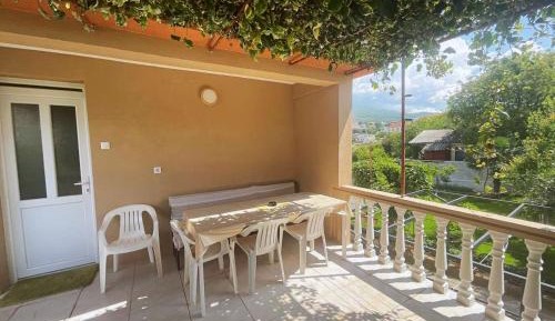 Apartment with Terrace