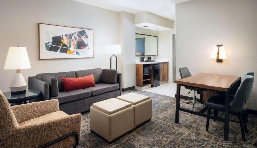 King Suite - Disability Access/Non-Smoking