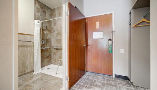 Queen Room with Two Queen Beds - Disability Access with Roll In Shower