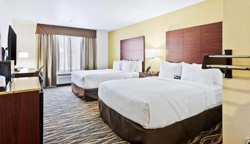 Queen Room with Two Queen Beds - Disability Access