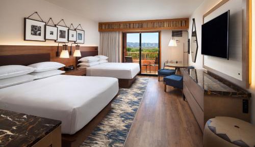 Superior Double Room with Mountain View