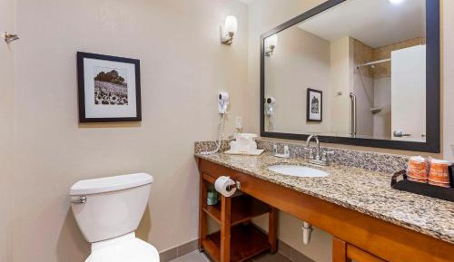 Queen Suite with Two Queen Beds