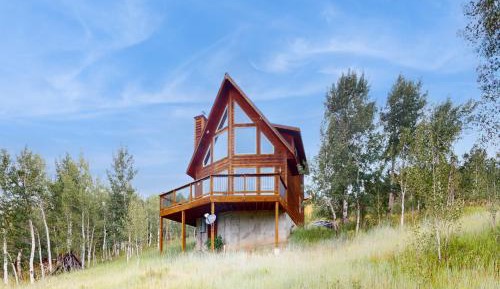 Three-Bedroom Vacation Home 