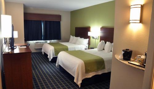 Standard Queen Room