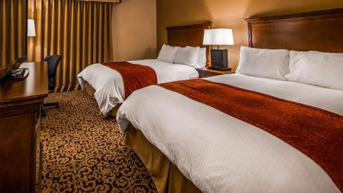 Queen Room with Two Queen Beds - Non-Smoking