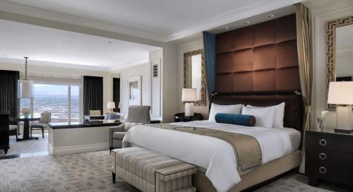 Palazzo Luxury King Suite