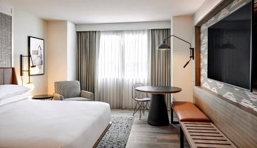Traditional Room, Guest room, 1 King, City view, Low floor