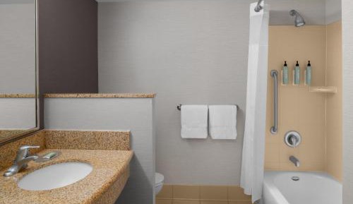 Extended, Guest room, 2 Queens