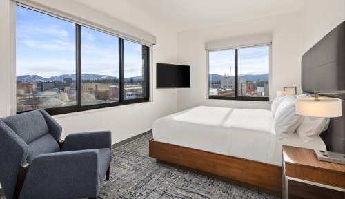 Exec Conference Suite, 1 Bedroom Executive Suite