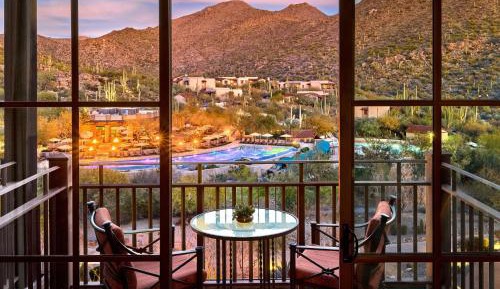 Guest room, 1 King, Canyon View, Balcony