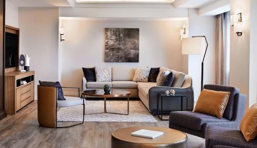 Governor Suite, Club level, 1 Bedroom Presidential Suite