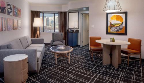 One-Bedroom Corner King Suite with Sofa Bed