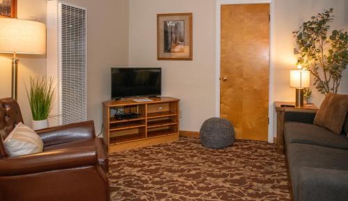 Queen Suite