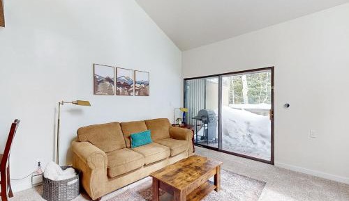 One Bedroom Apartment