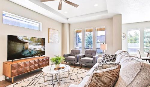 Three-Bedroom Vacation Home 