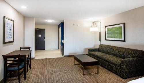 Queen Suite with Two Queen Beds