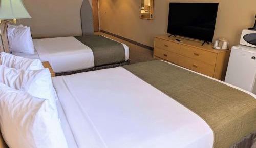 Queen Room with Two Queen Beds - Disability Access