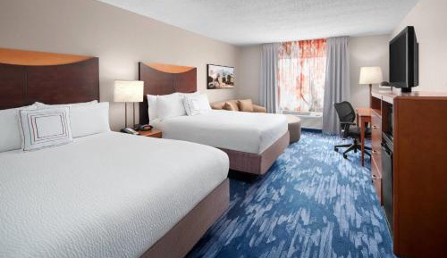 Queen Room with Two Queen Beds with Sofa Bed