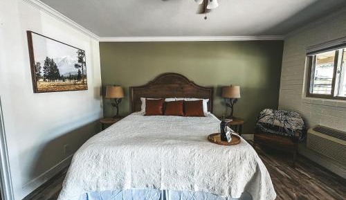 Standard King Room