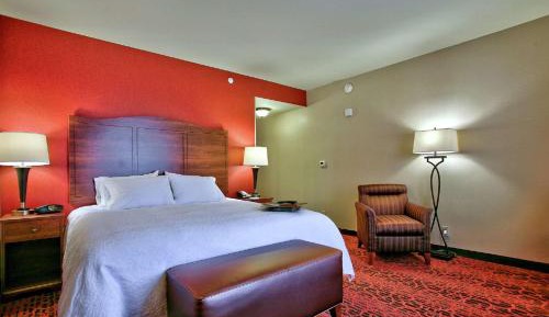 King Room with Sofa Bed - Non-Smoking