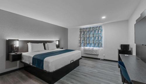 King Room - Non-Smoking