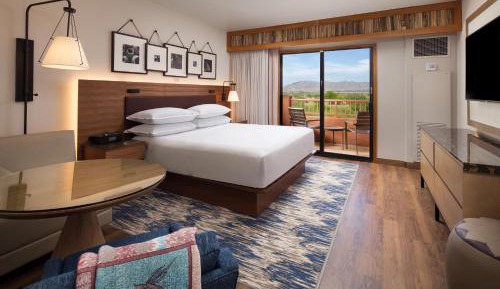 King Room with Mountain View
