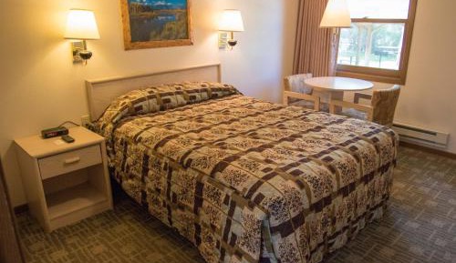 Two-Bedroom Suite with Kitchenette